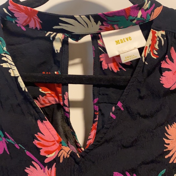 Floral flowy blouse - Picture 2 of 5